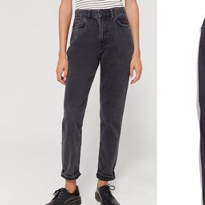 BDG Mom Jeans Washed Black